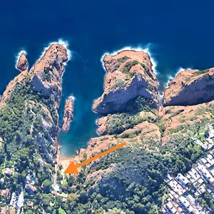 La Calanque De Figuerolles Francia